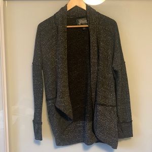 Roots cardigan- tri blend